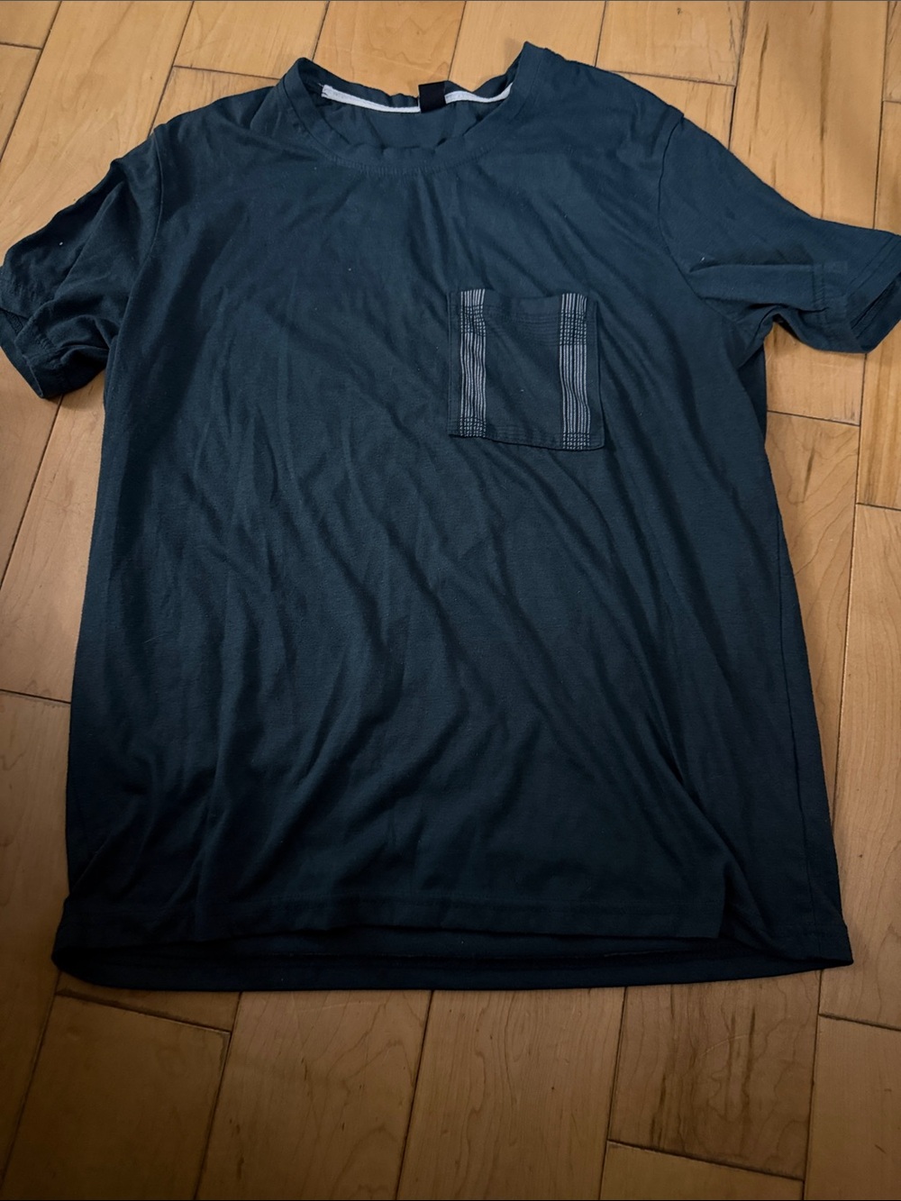 NFINITY Men's Short-Sleeve Pocket Tee in Dark Teal